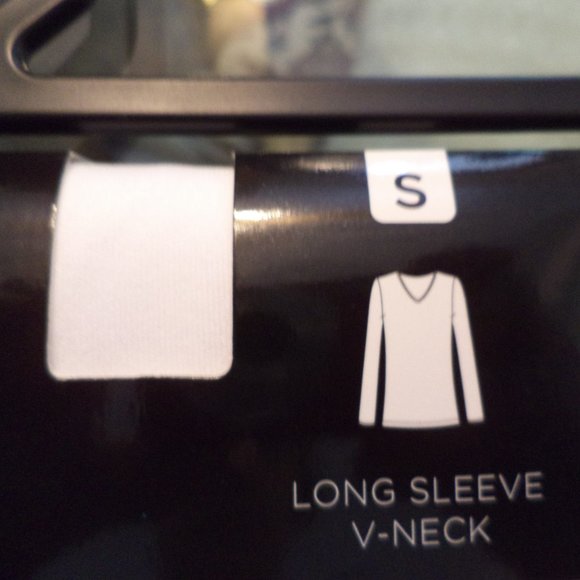 CUDDL DUDS Warm Layers SoftWear Lace Edge~White~Long Sleeves V-Neck ~ Small NWT - Picture 4 of 6